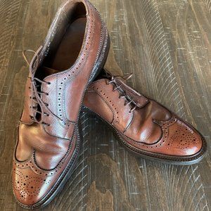 Allen Edmonds MacNeil Oxford with Broguing - Pebbl
